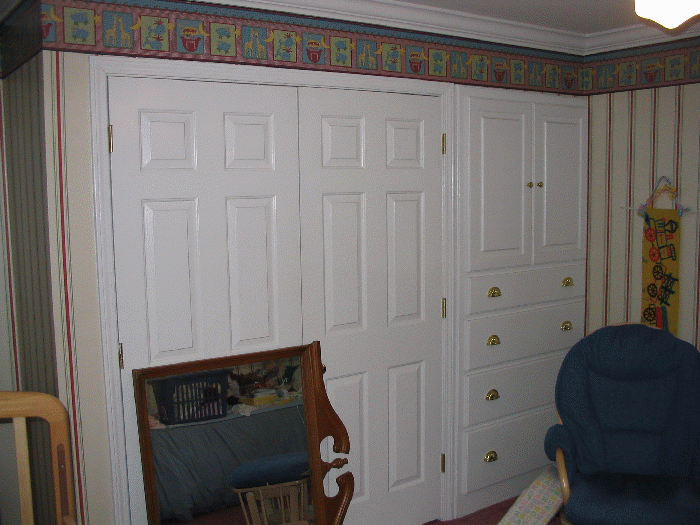 Wall Dresser